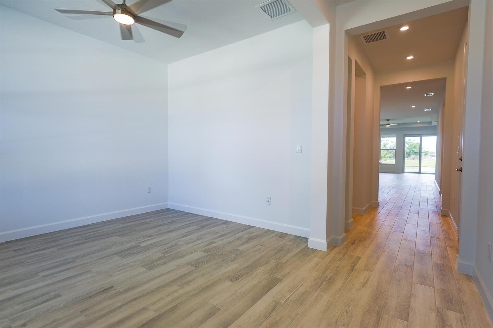 9714 SW Indra Way photo 5
