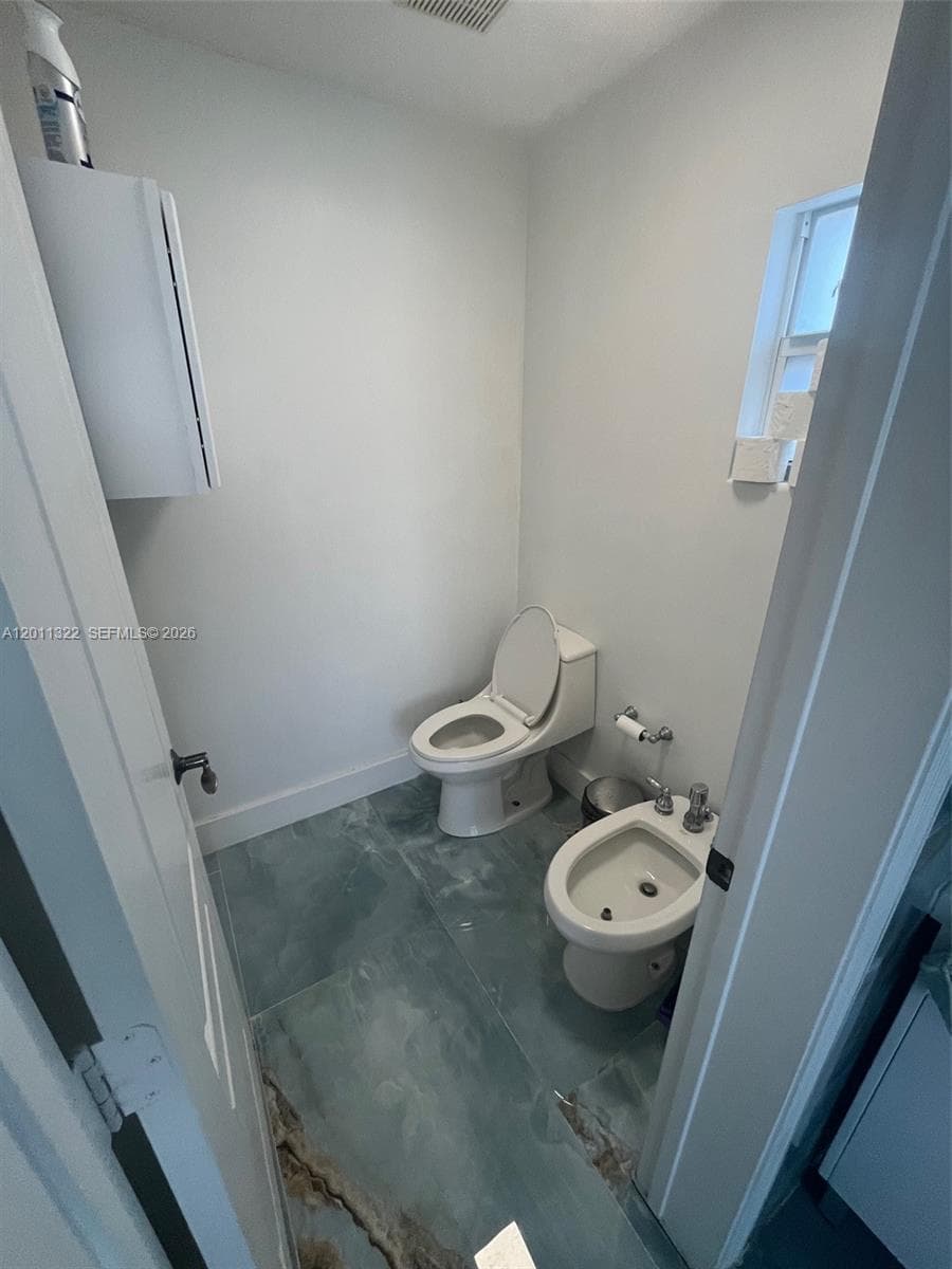 3915 168th St 3915 photo 12