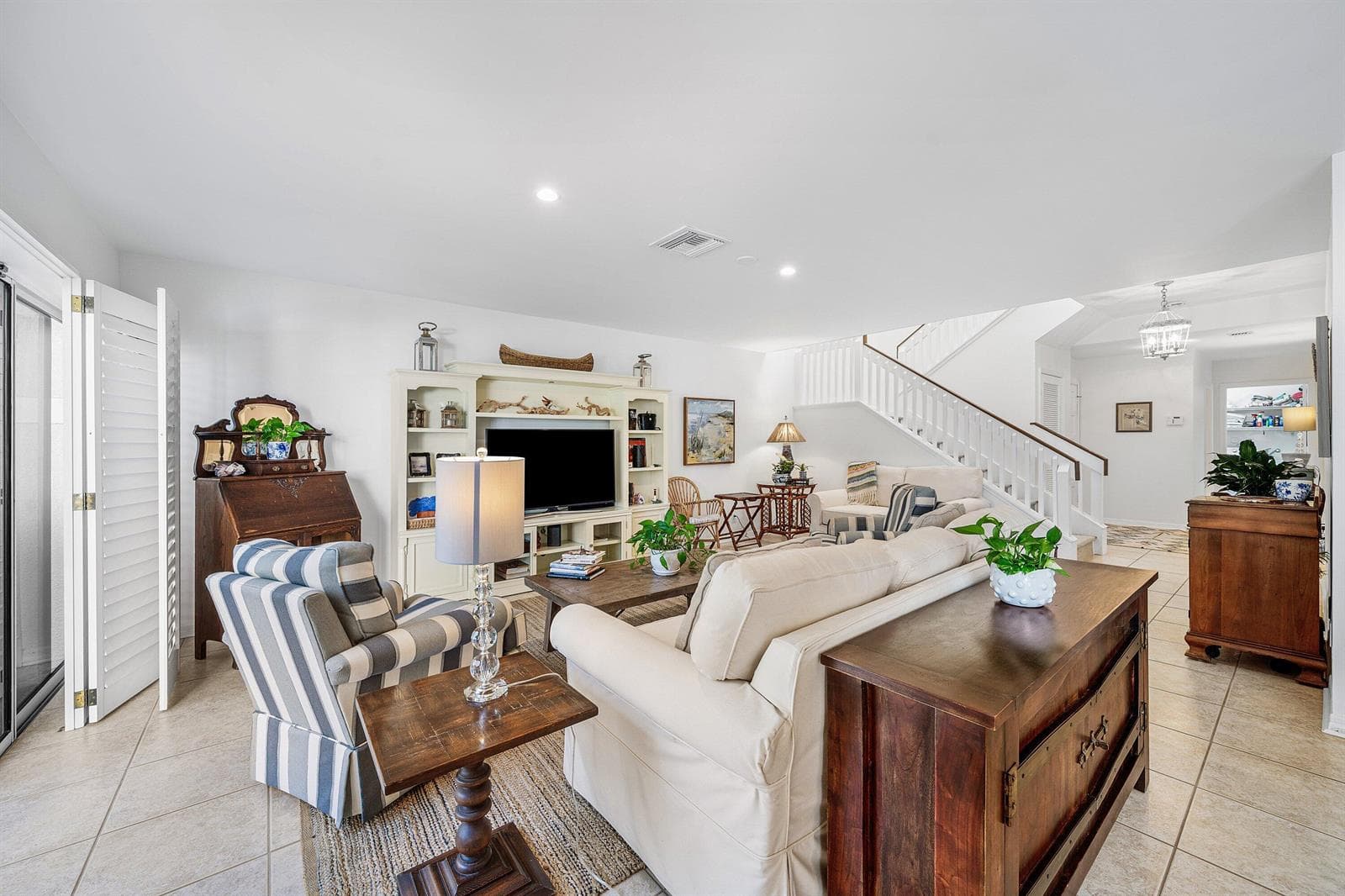 5560 N Ocean Boulevard A photo 7