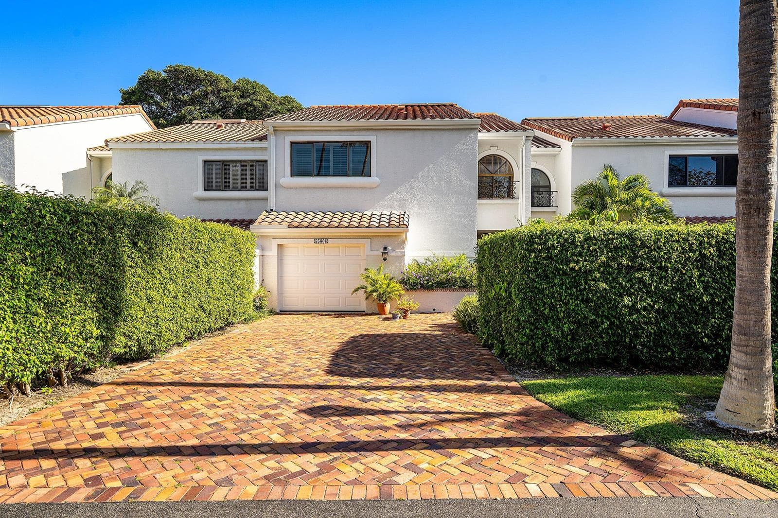 5560 N Ocean Boulevard A photo 3
