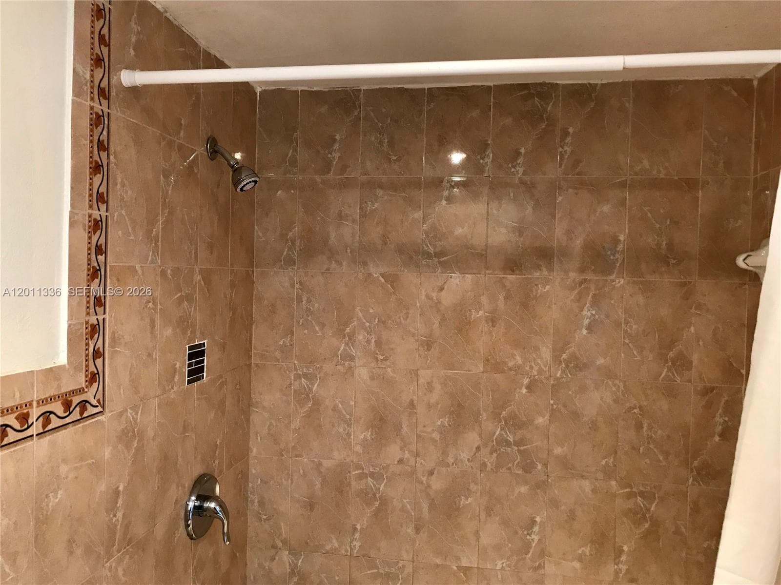 5445 Collins Ave 530 photo 23