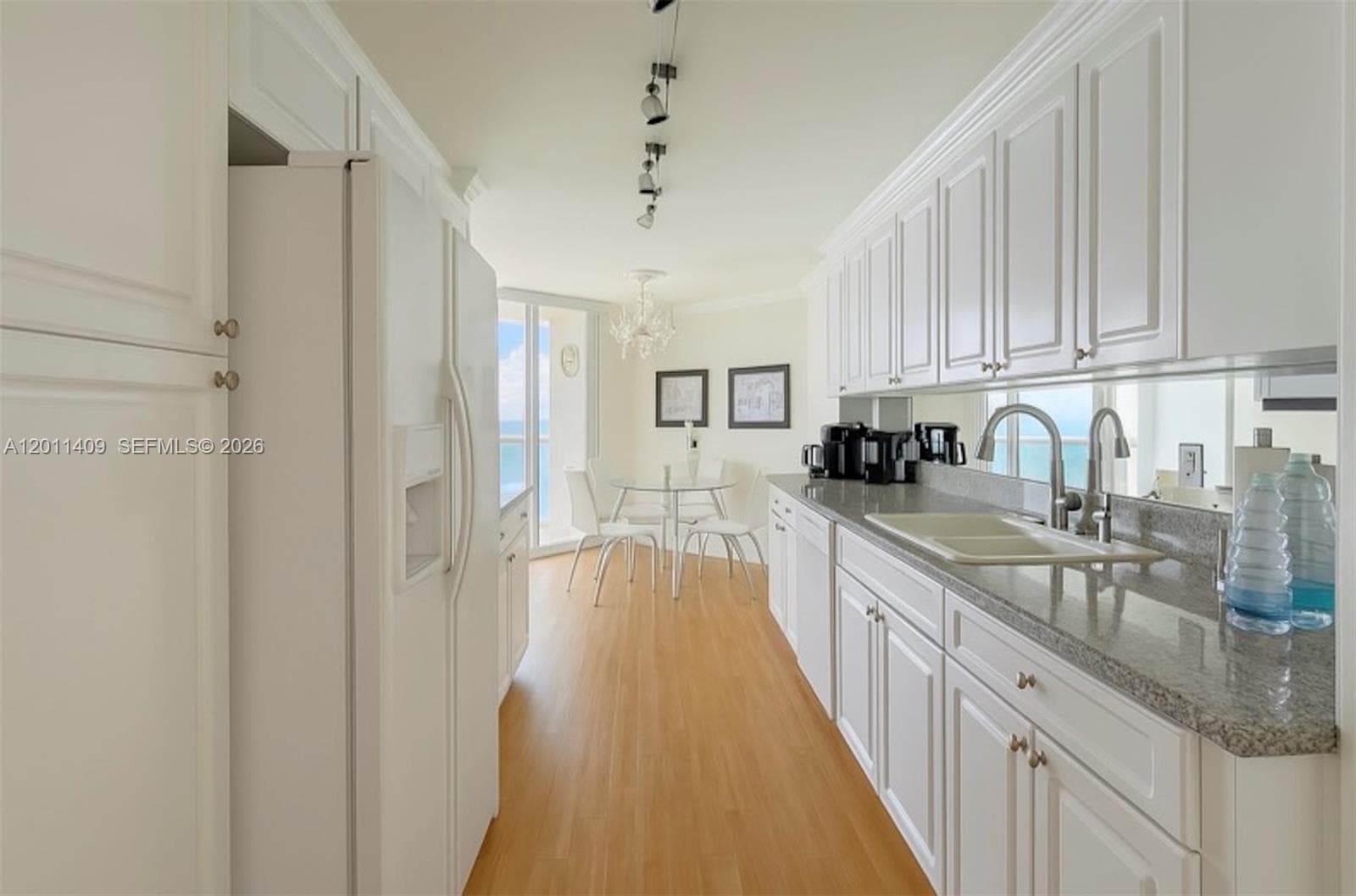 16711 Collins Ave 2301 photo 6