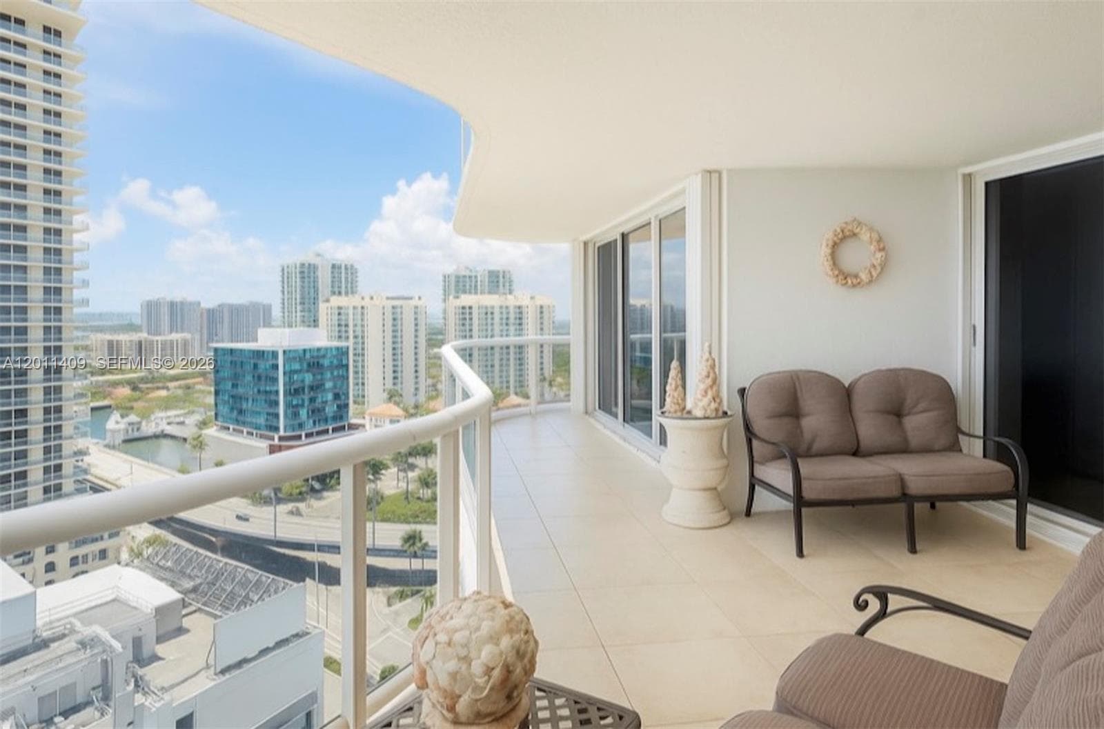 16711 Collins Ave 2301 photo 14