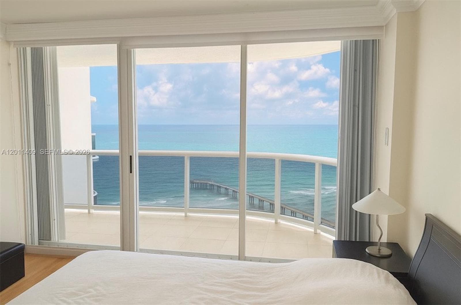 16711 Collins Ave 2301 photo 4