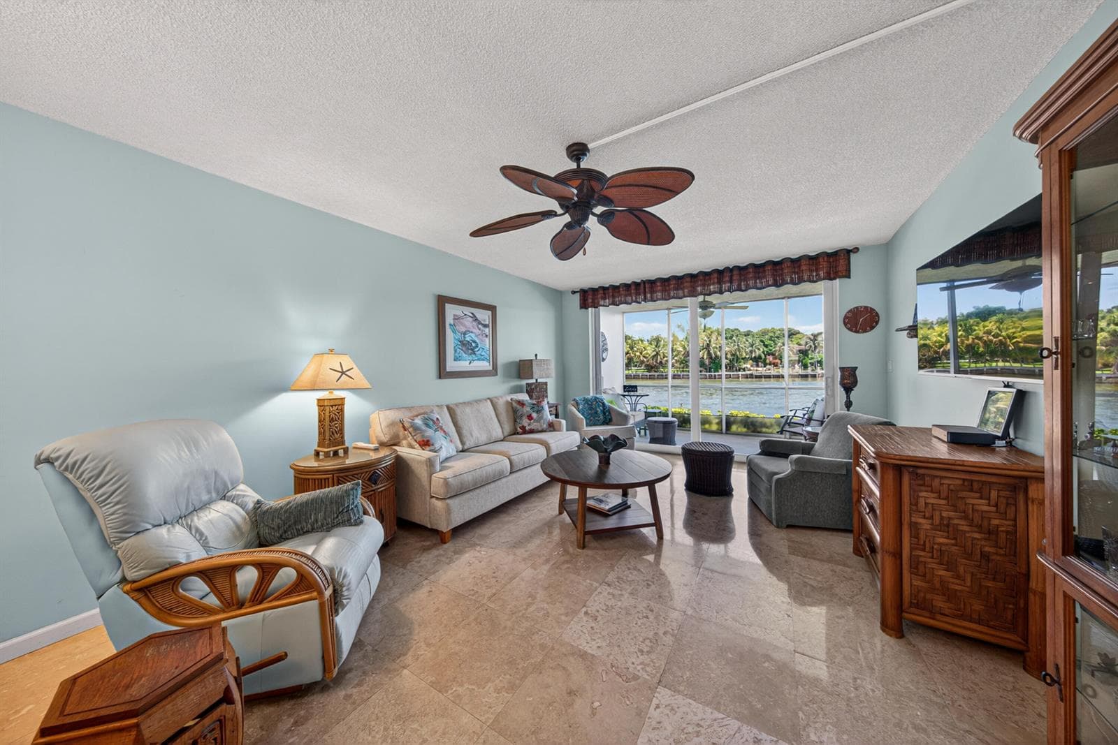 3100 NE 48th Court photo 17