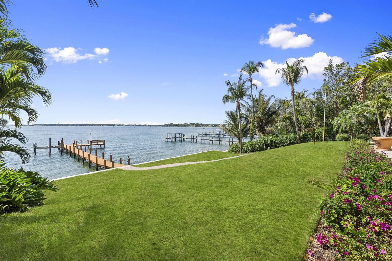 3984 SE Old St Lucie Boulevard photo 17