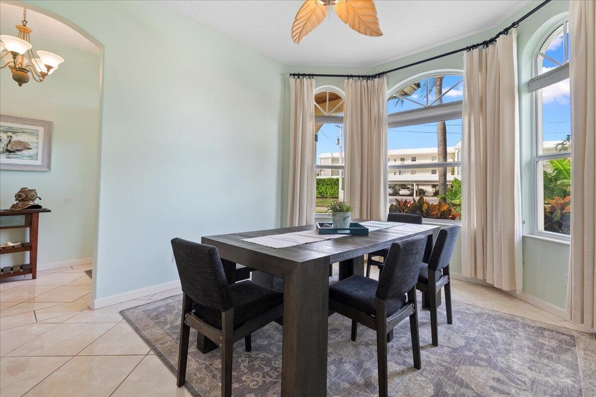 72 Waterway Road photo 9