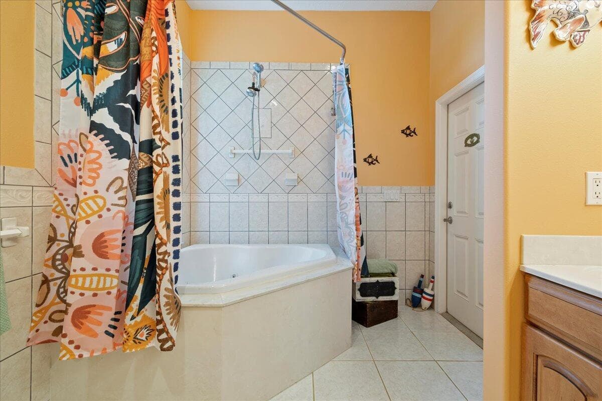 72 Waterway Road photo 24