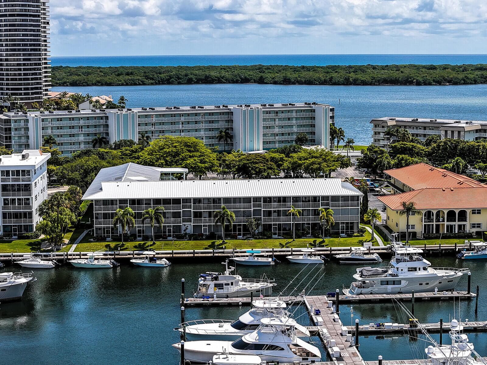 37 Yacht Club Drive Unit 202 photo 1
