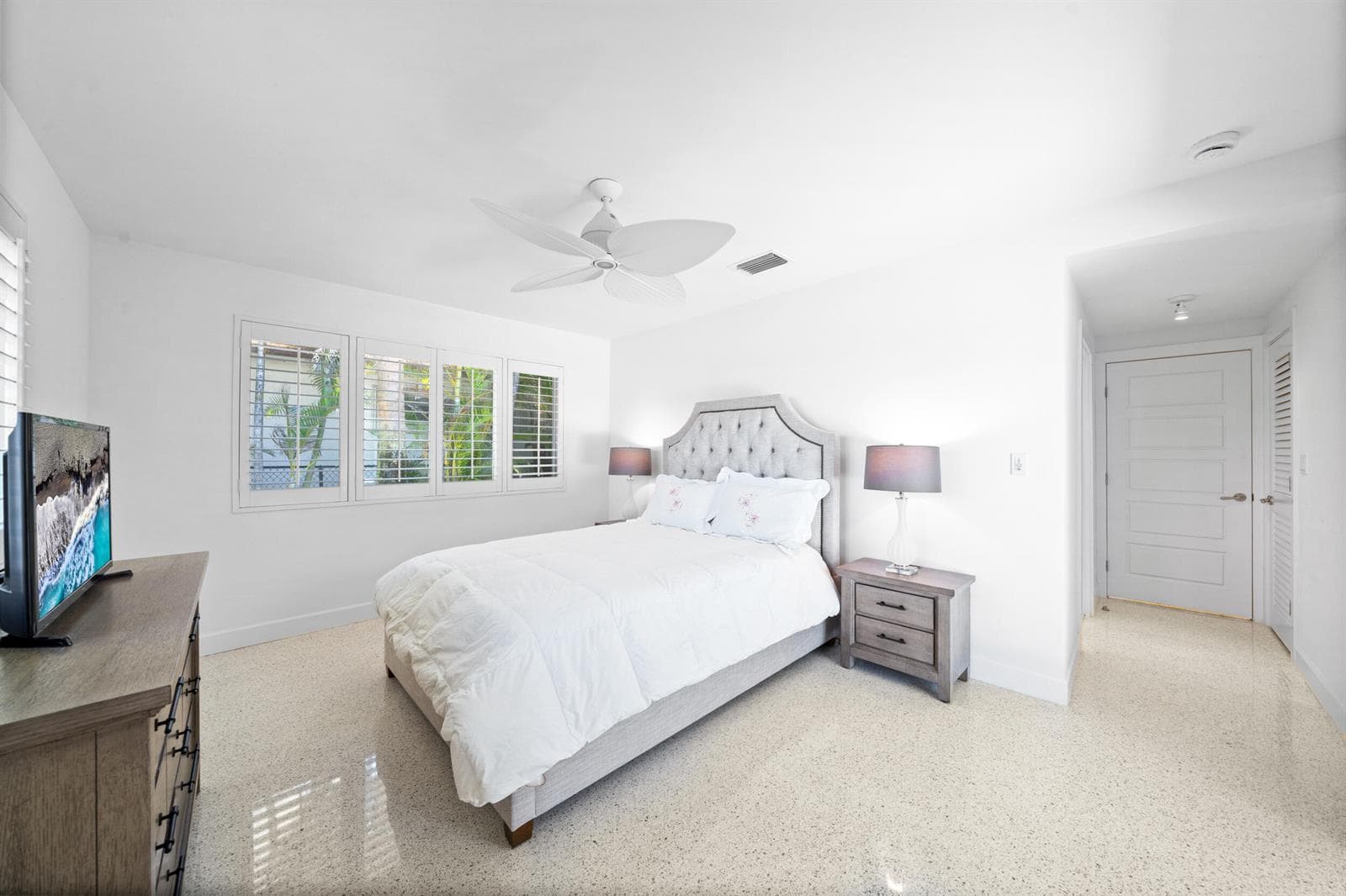 2259 Ibis Isle Road E photo 22