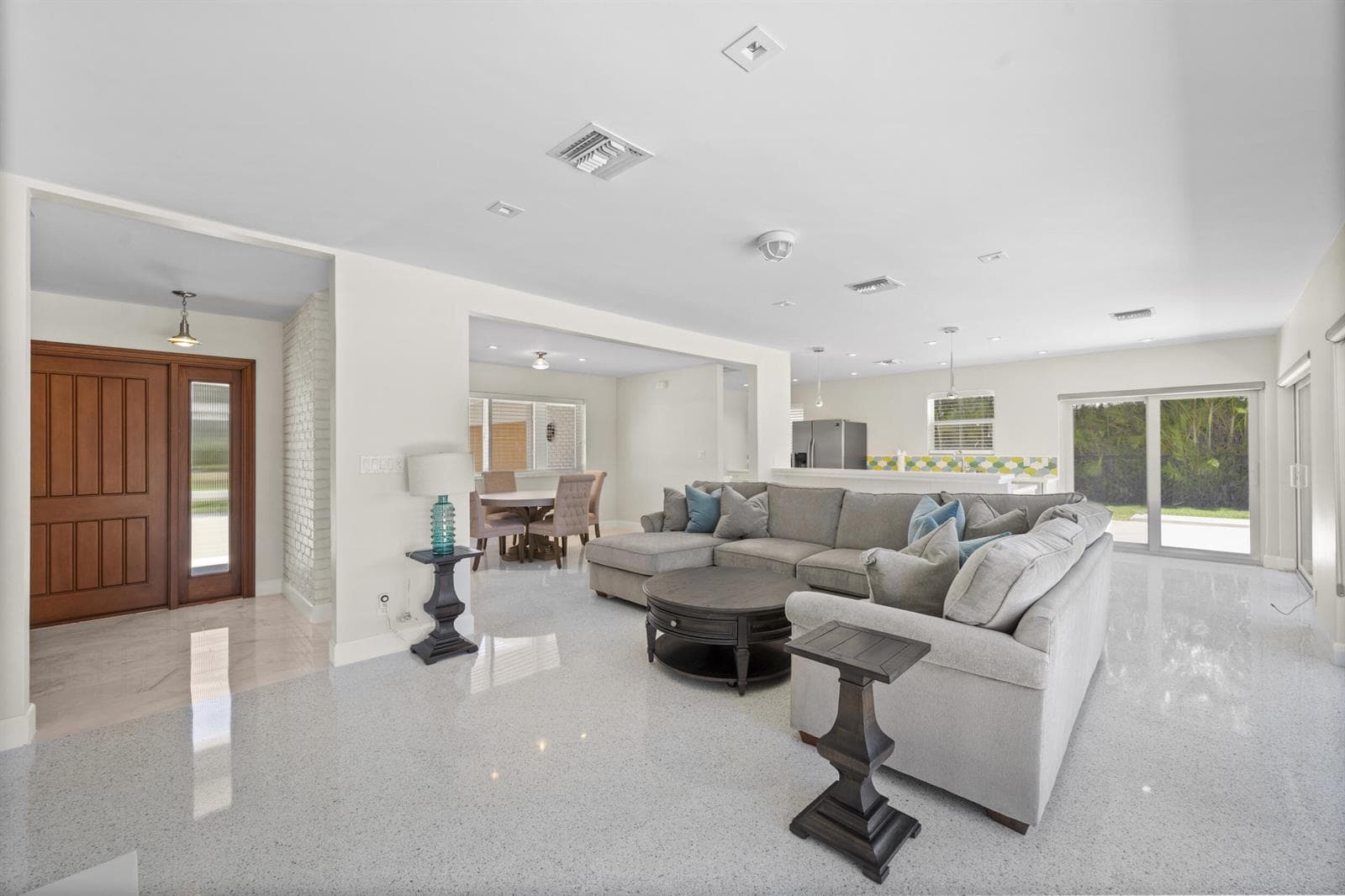 2259 Ibis Isle Road E photo 5