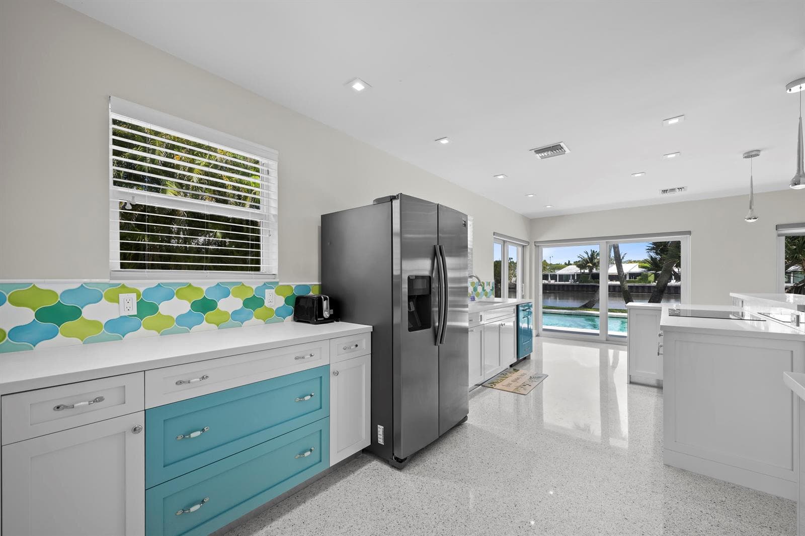 2259 Ibis Isle Road E photo 9
