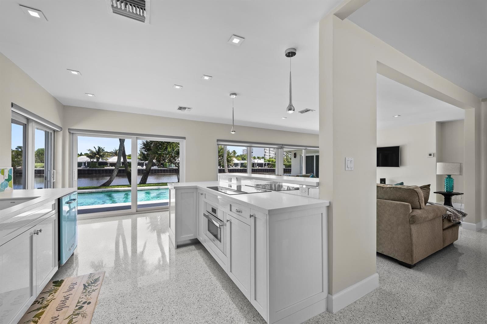 2259 Ibis Isle Road E photo 10
