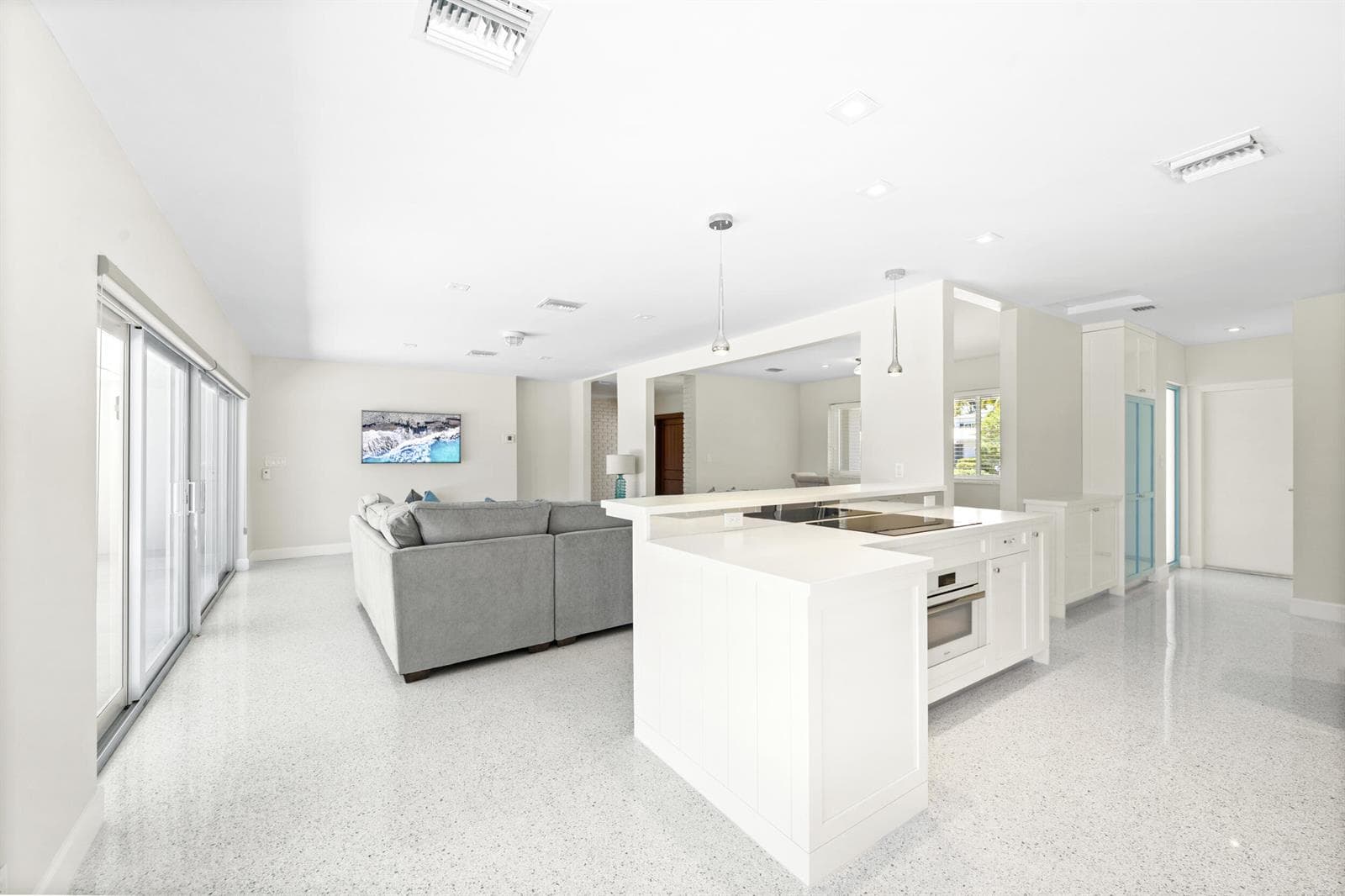 2259 Ibis Isle Road E photo 11