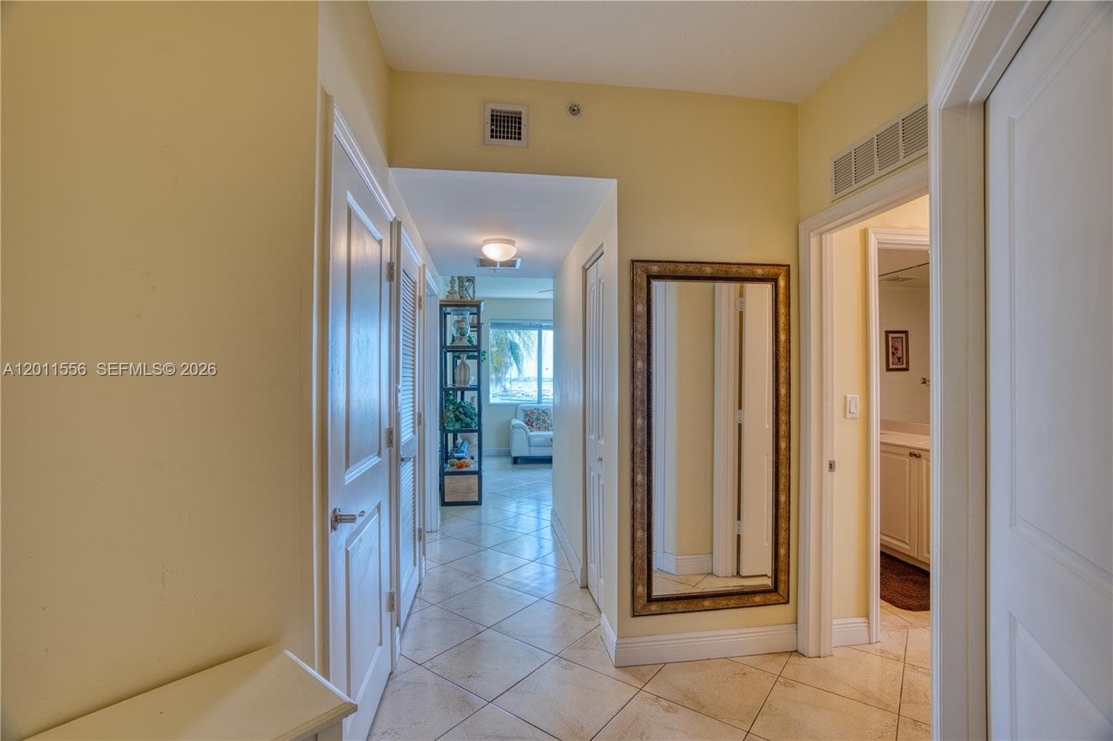 815 NW Flagler Ave 305 photo 7