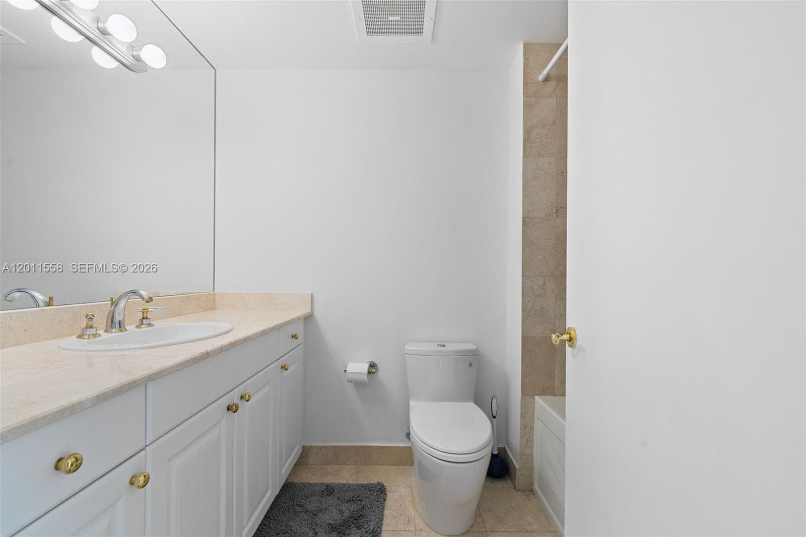 3201 NE 183rd St 1705 photo 19