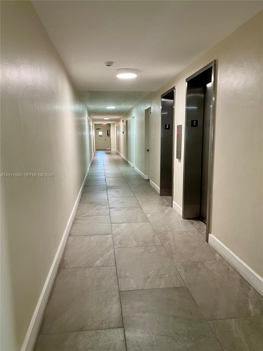 1801 Ocean Dr 203 photo 23