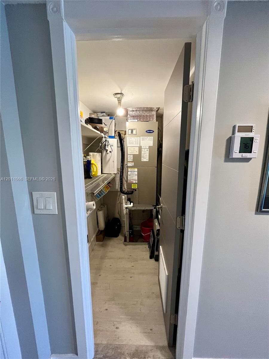 1801 Ocean Dr 203 photo 21