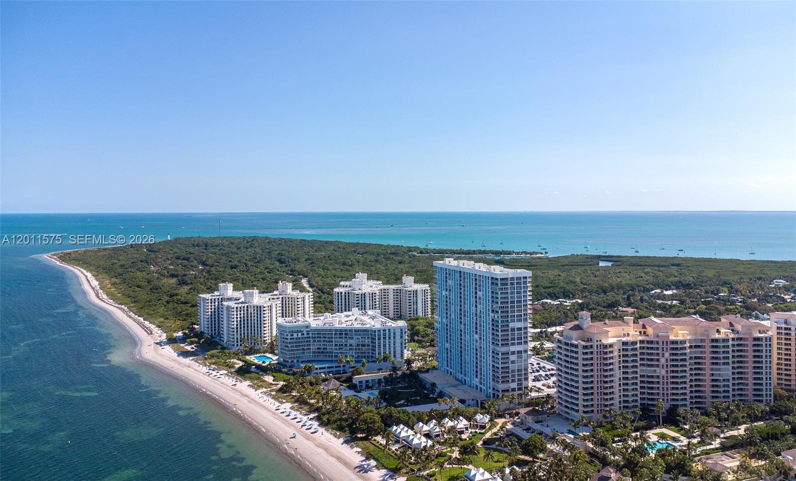 881 Ocean Dr 7D photo 2