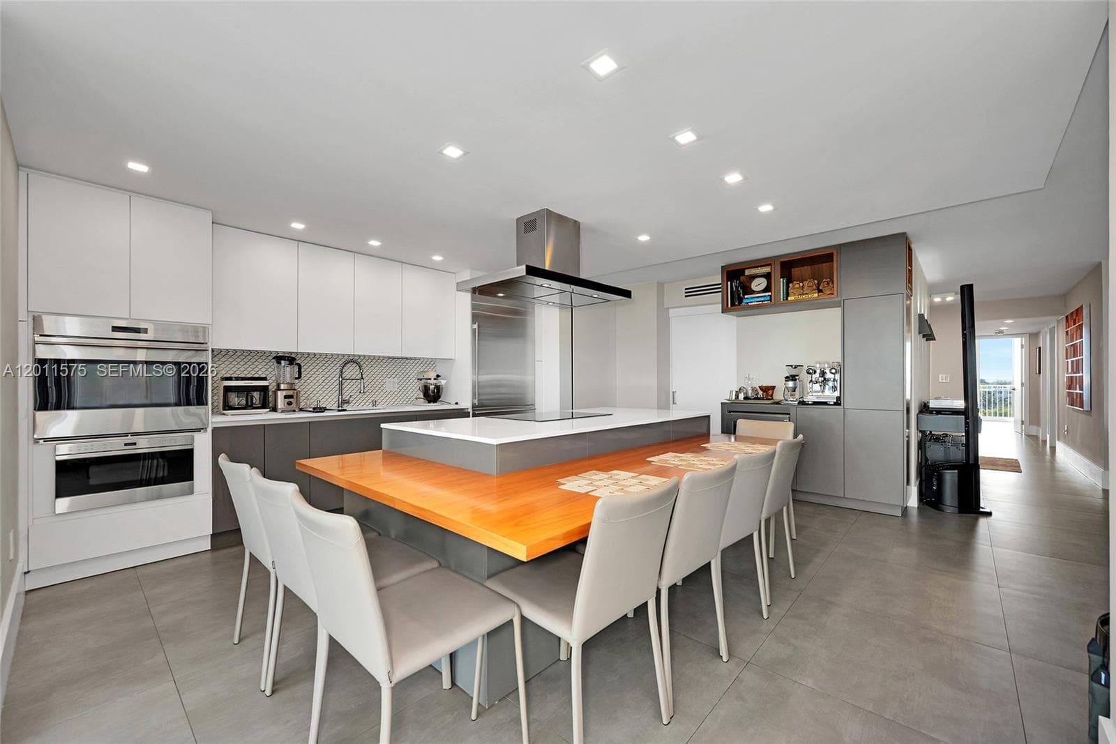 881 Ocean Dr 7D photo 21