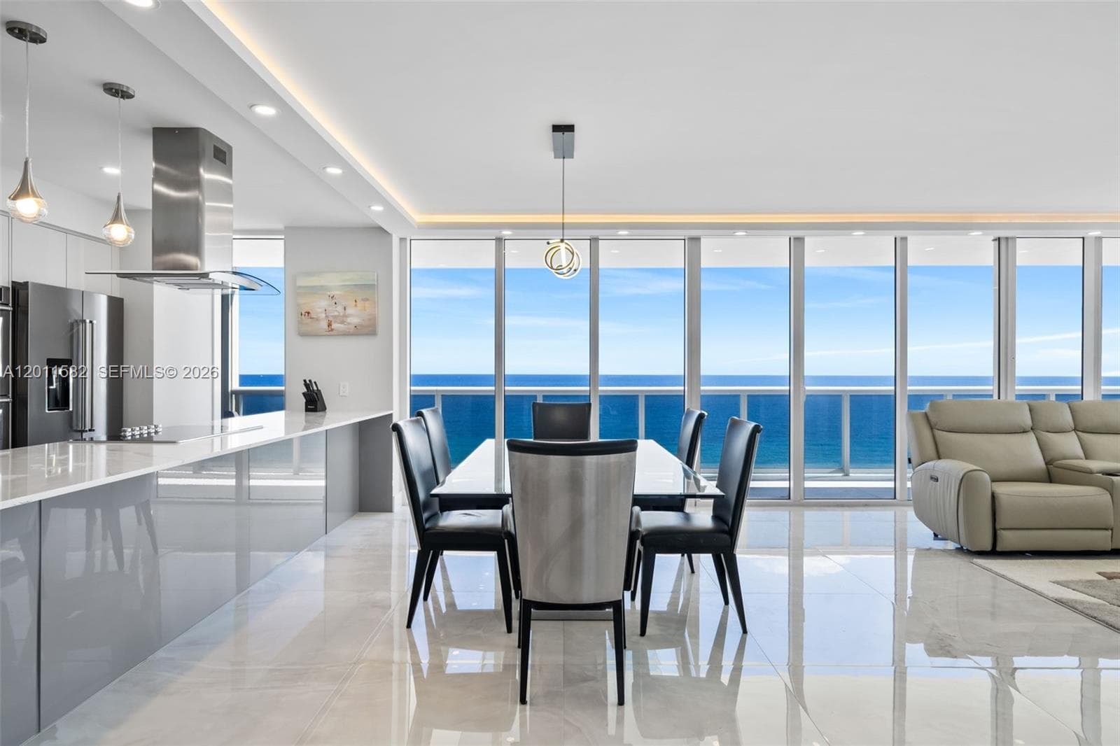 1830 Ocean Dr 1002 photo 6