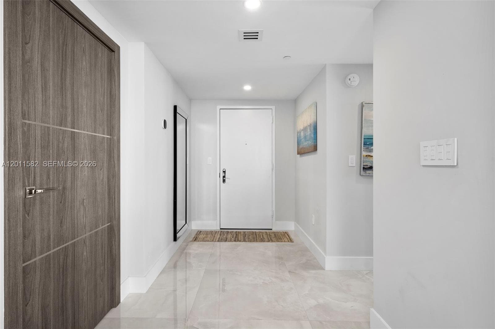 1830 Ocean Dr 1002 photo 12