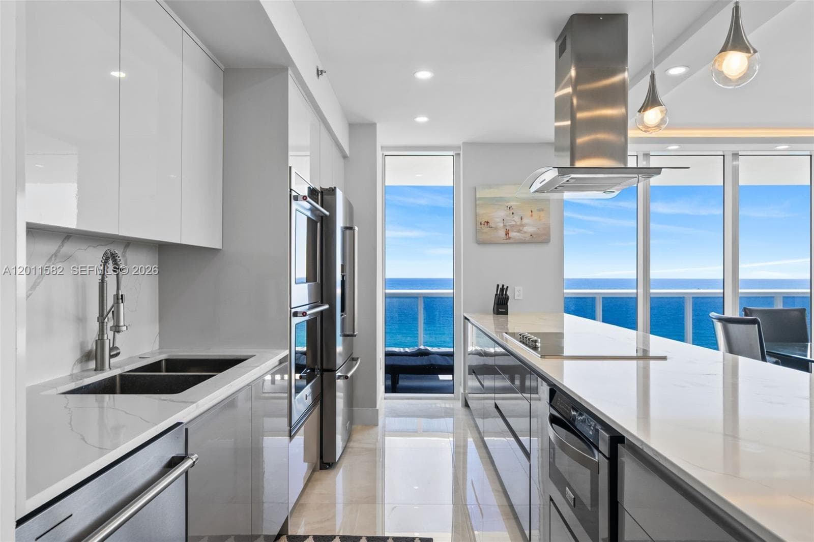 1830 Ocean Dr 1002 photo 11