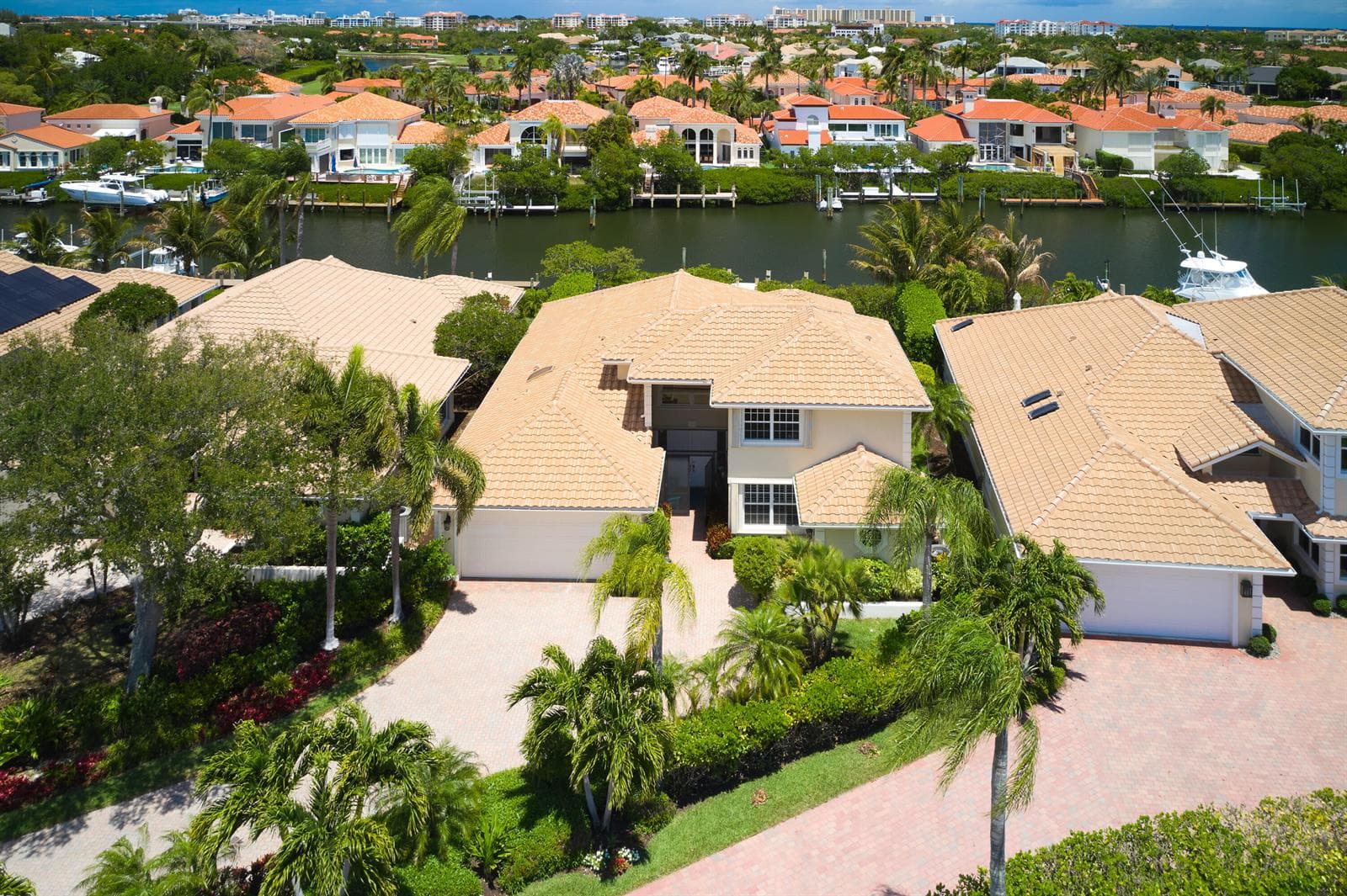3398 Southern Cay Drive photo 3