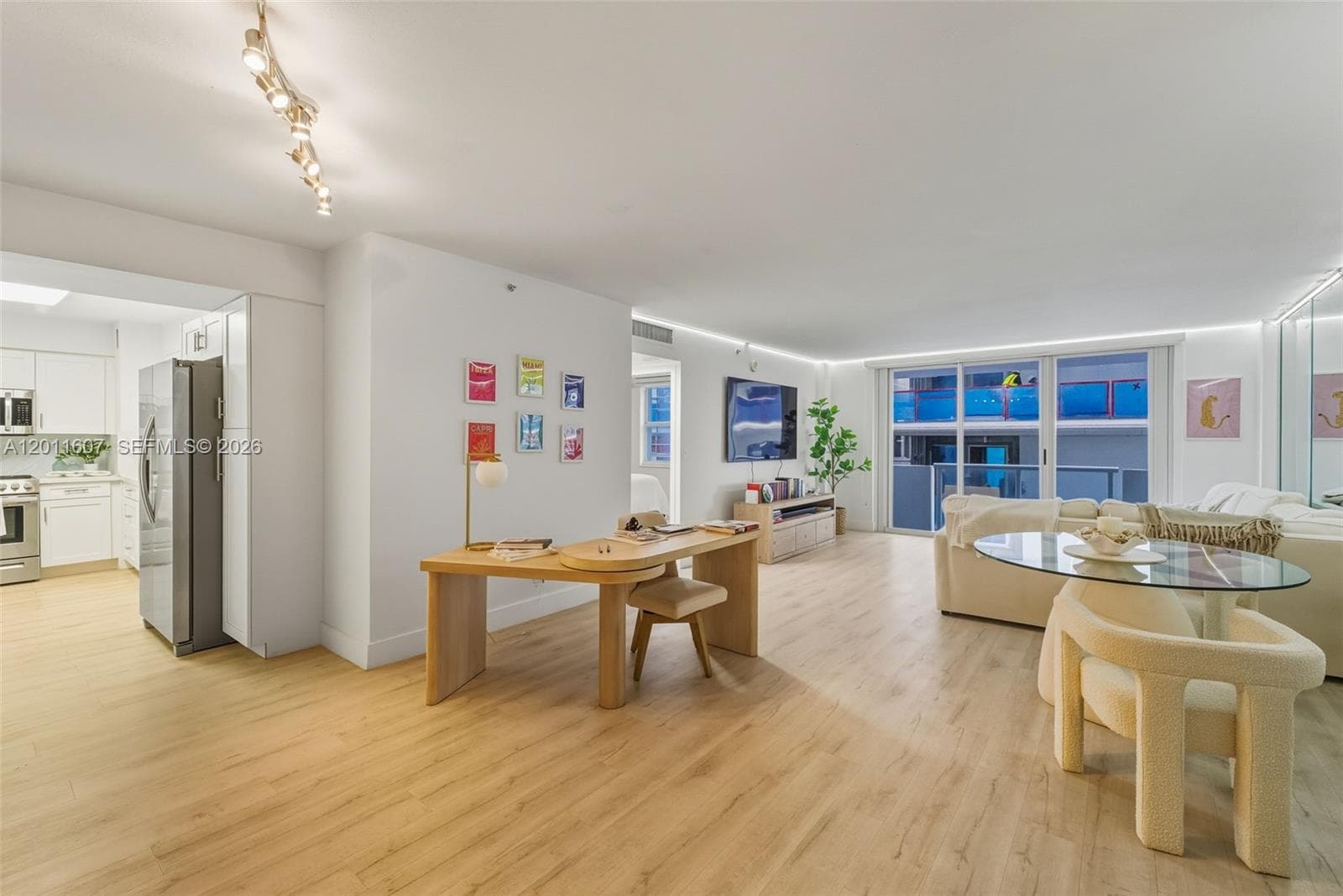 9195 Collins Ave 404 photo 1