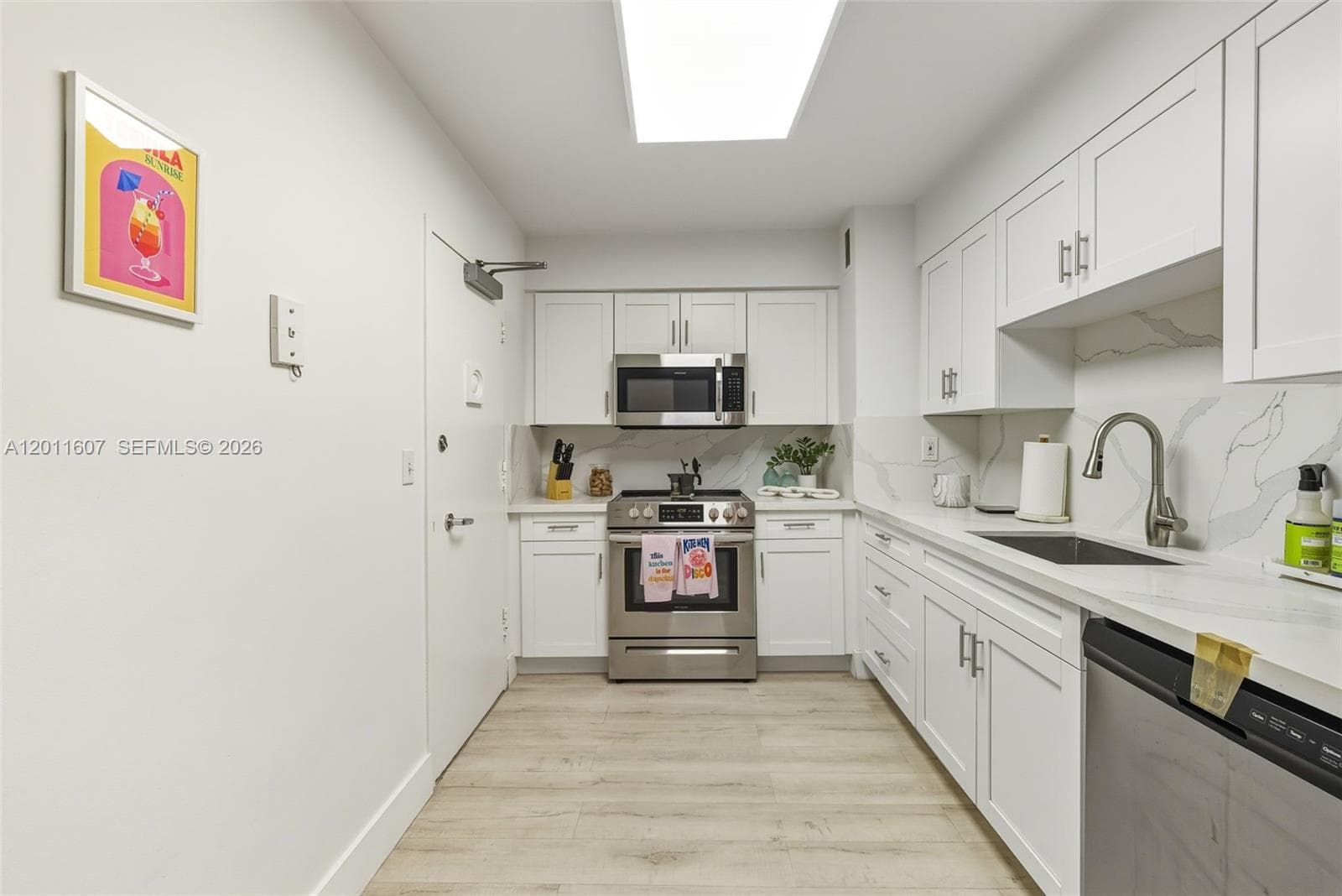 9195 Collins Ave 404 photo 11