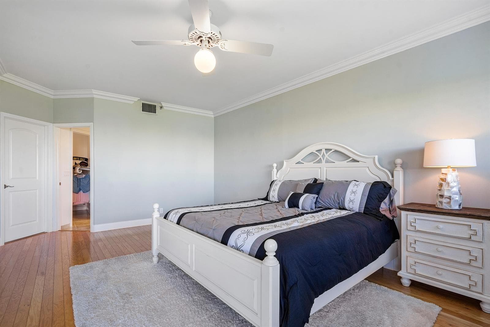 200 Waterway Road 204 photo 16