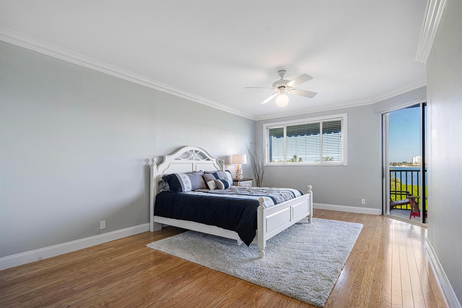200 Waterway Road 204 photo 14