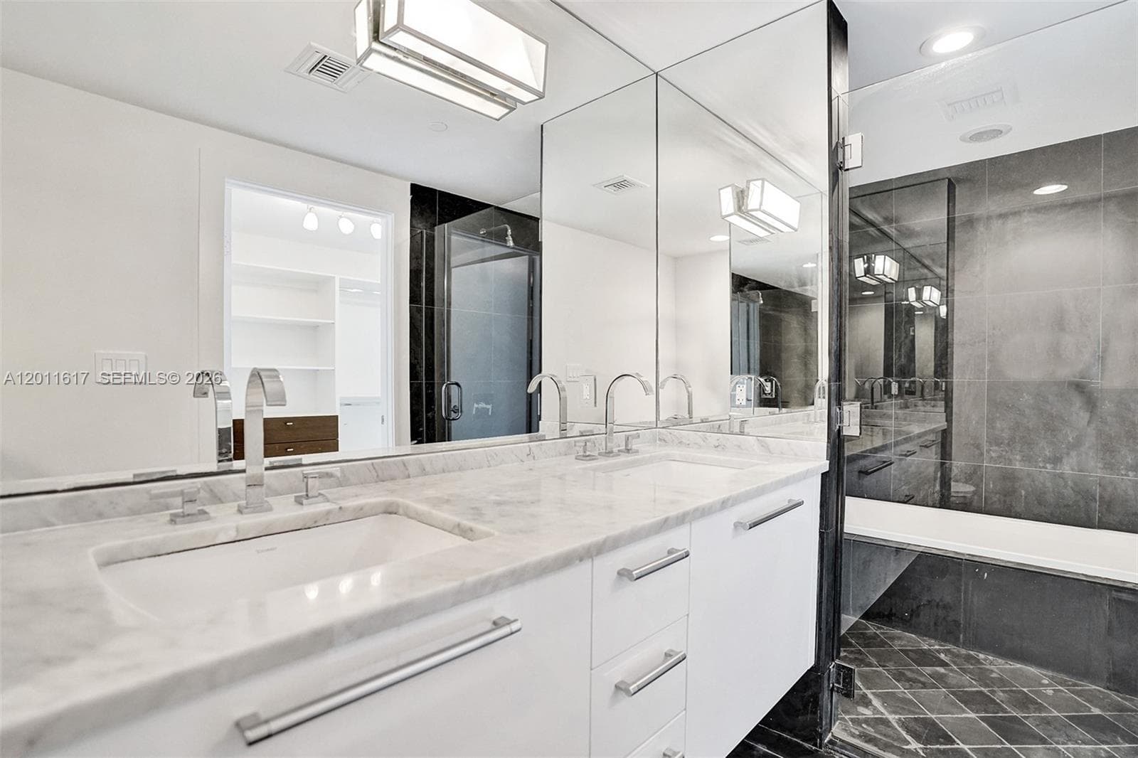 900 Biscayne Blvd 1808 photo 9