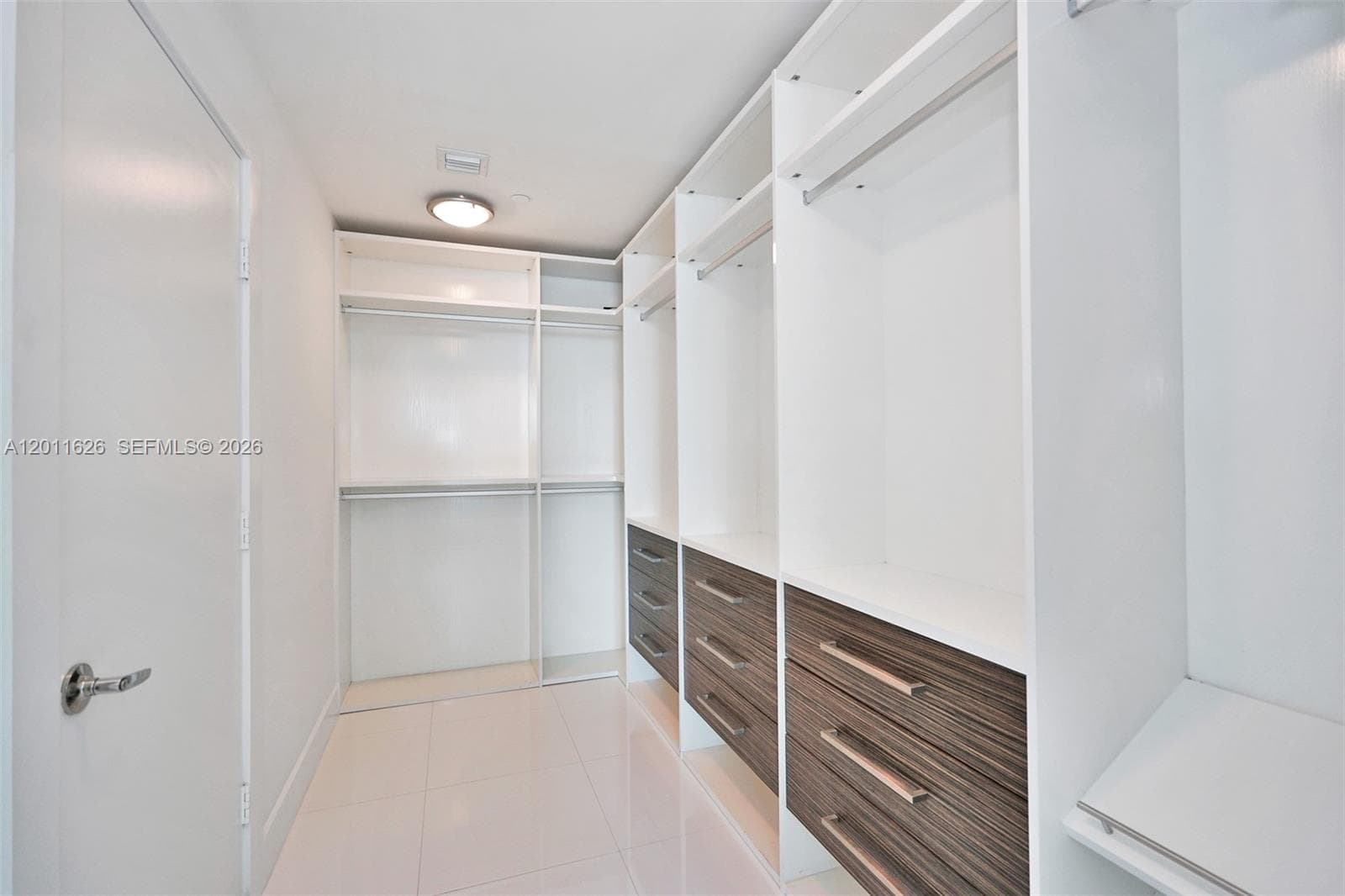 900 Biscayne Blvd 5510 photo 7