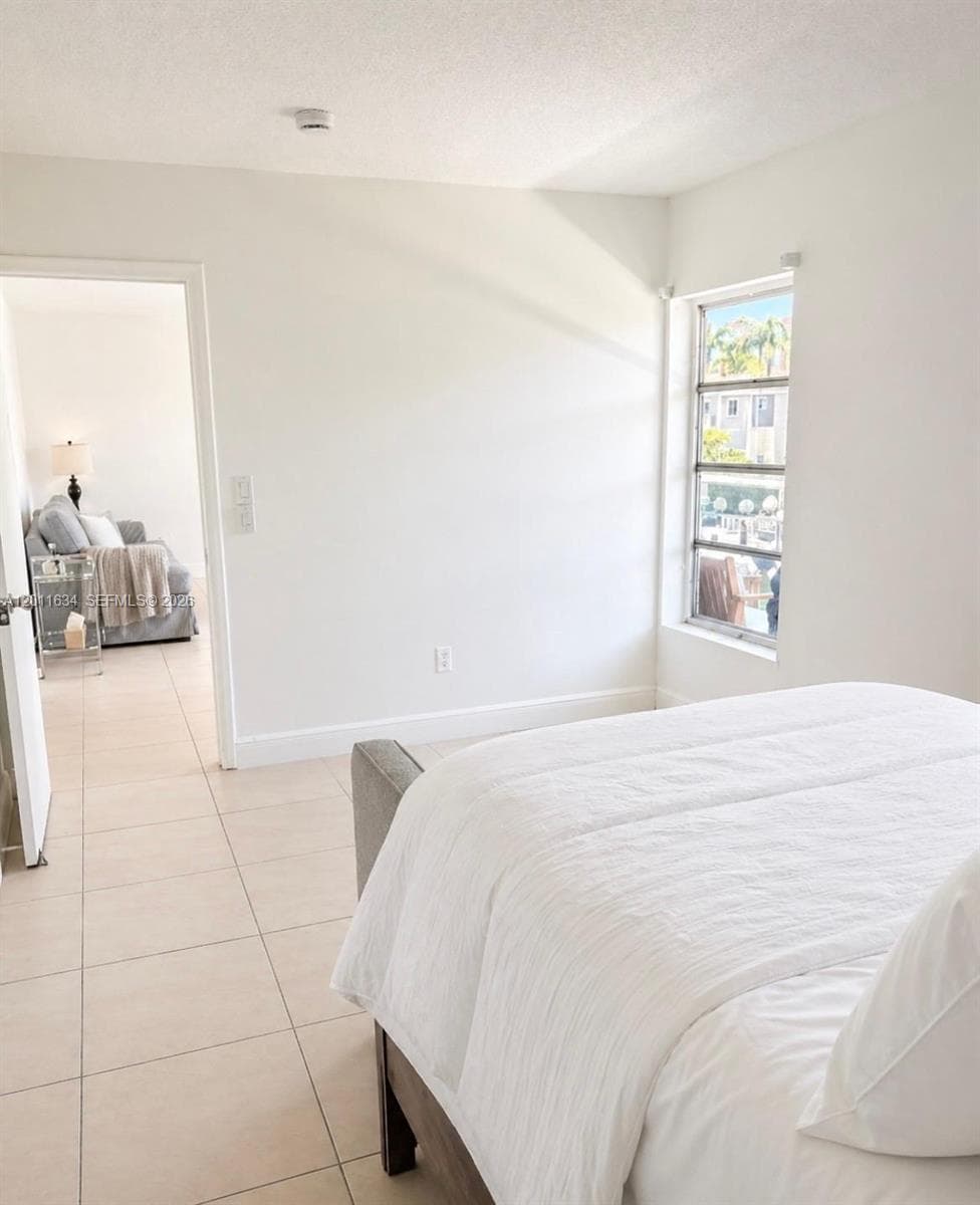 3868 169th St 305 photo 5