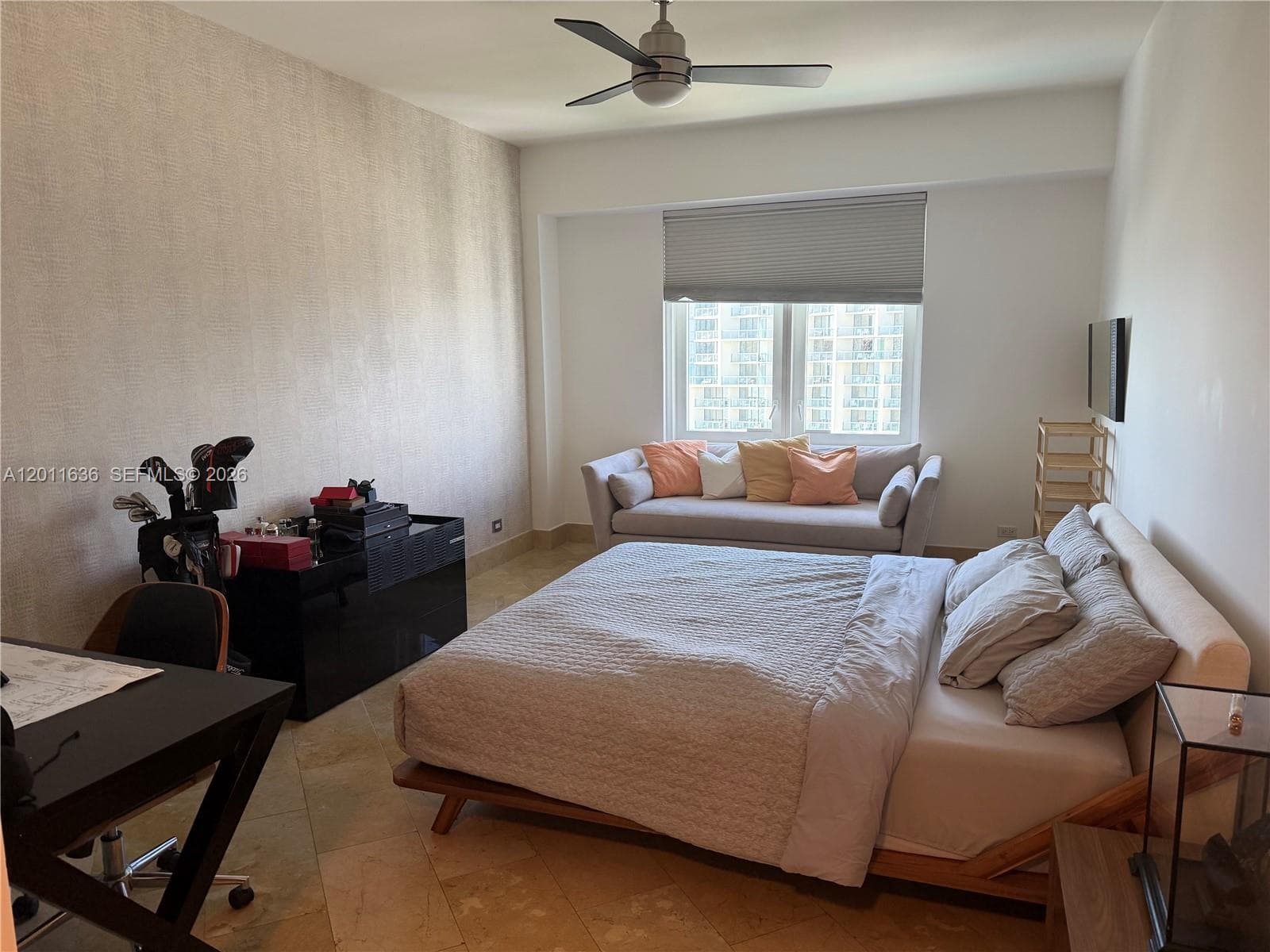 2301 Collins Ave PH5 photo 5