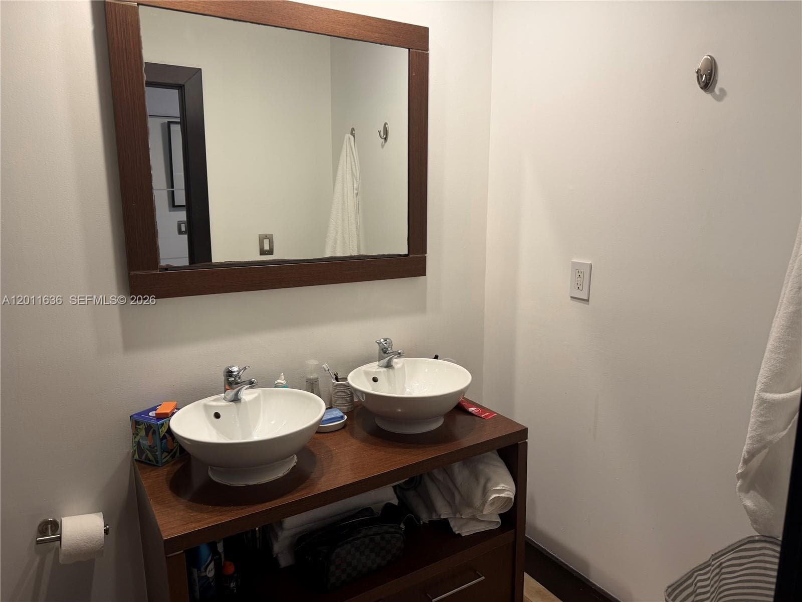 2301 Collins Ave PH5 photo 9