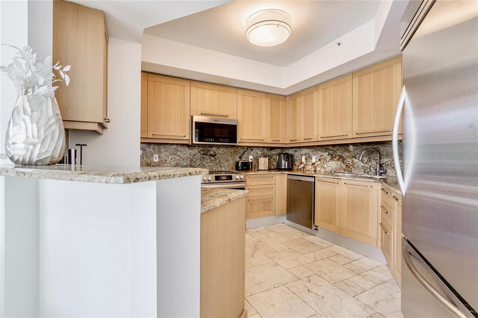 333 Las Olas Way 404 photo 5