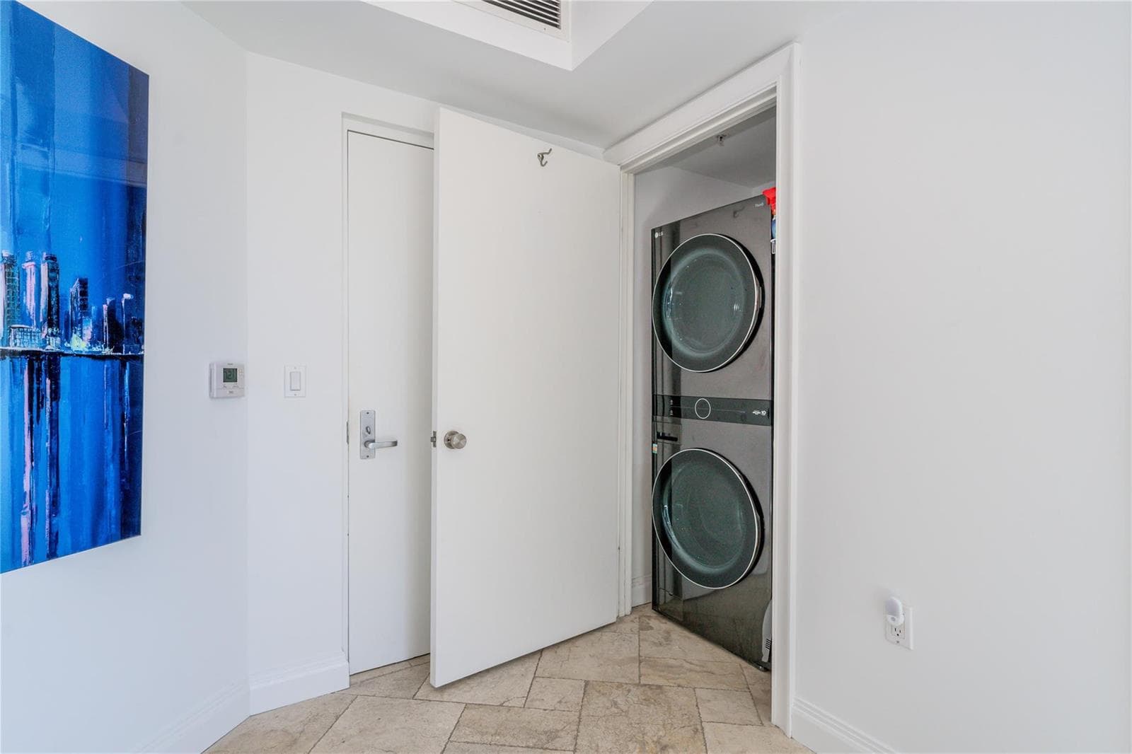 333 Las Olas Way 404 photo 20