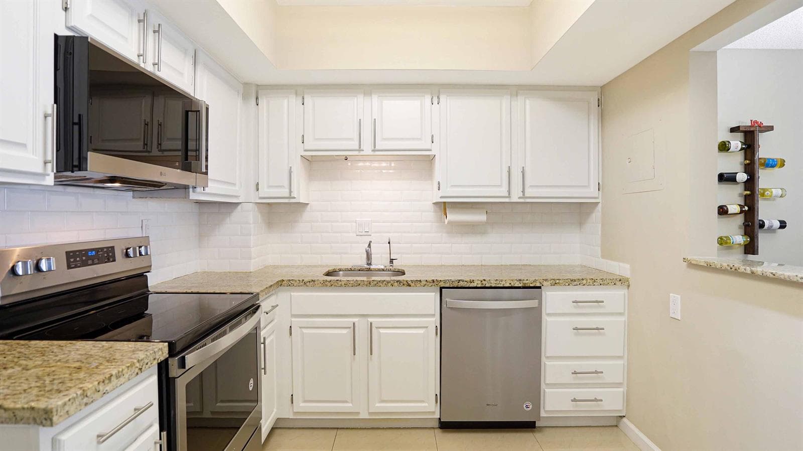 3550 Galt Ocean Drive 609 photo 18