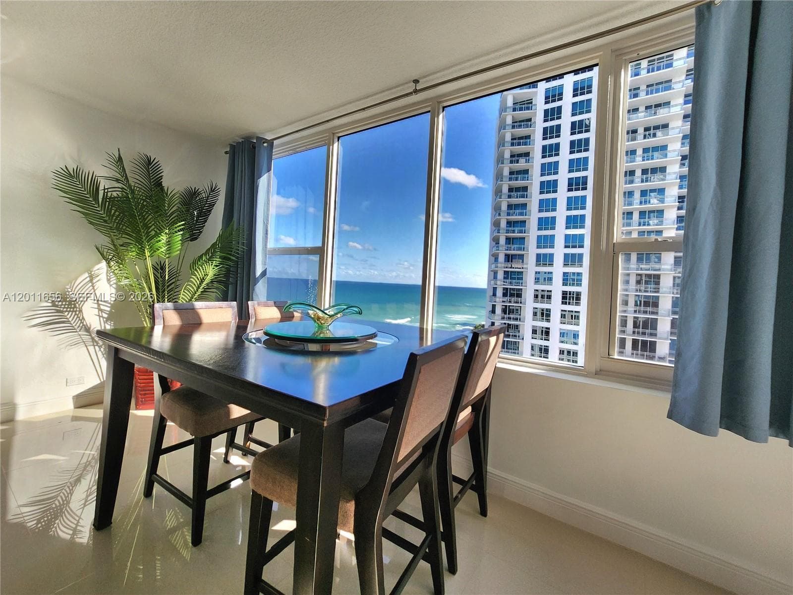 3505 Ocean Dr 1217 photo 6
