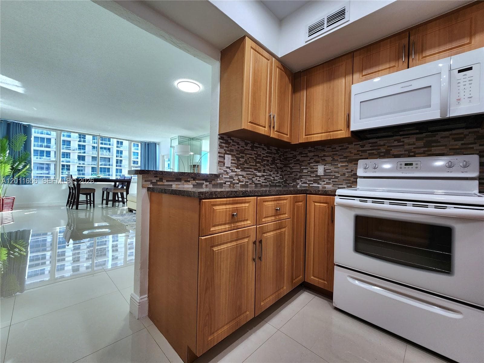 3505 Ocean Dr 1217 photo 10