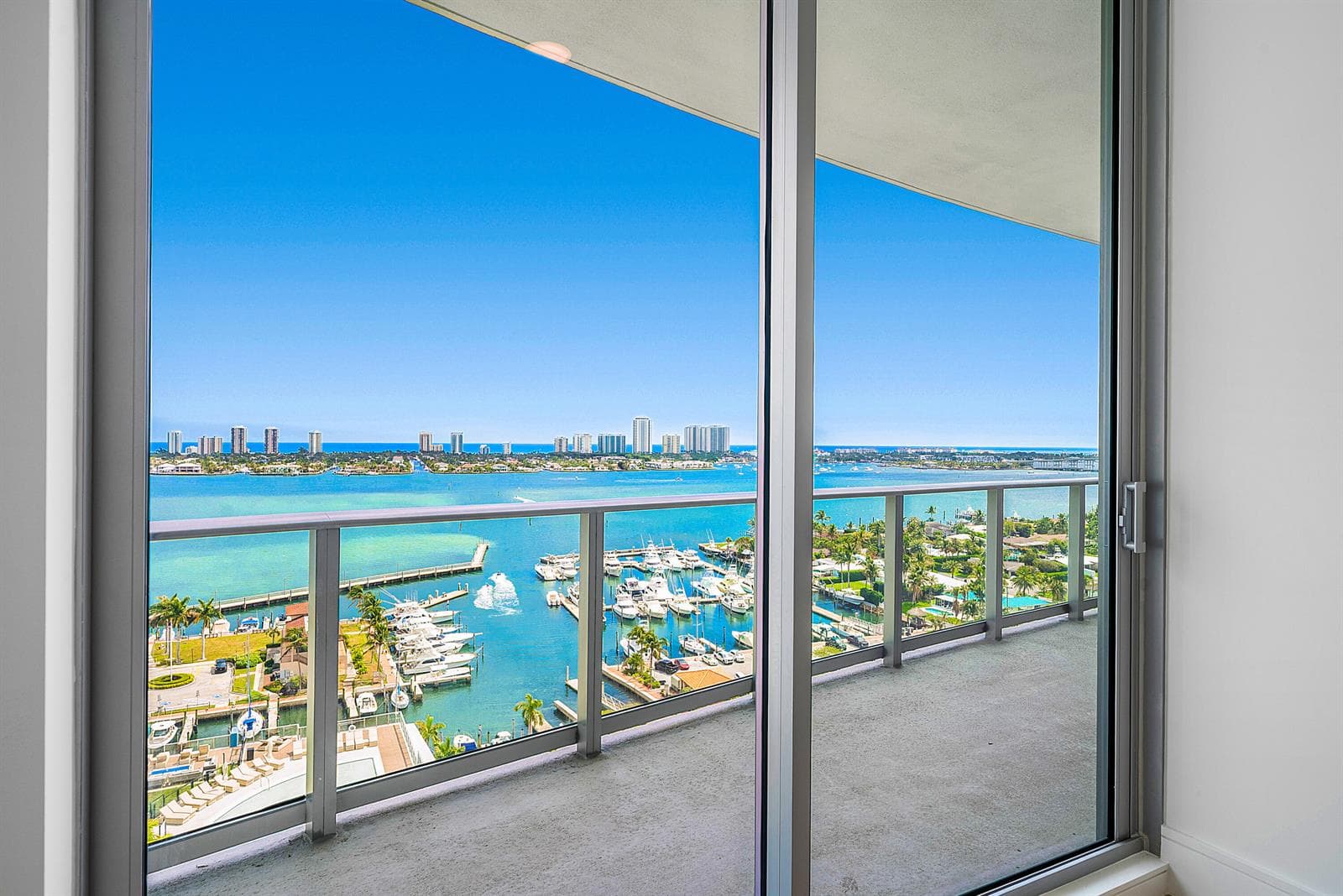 220 Lake Shore Drive 1508 photo 14