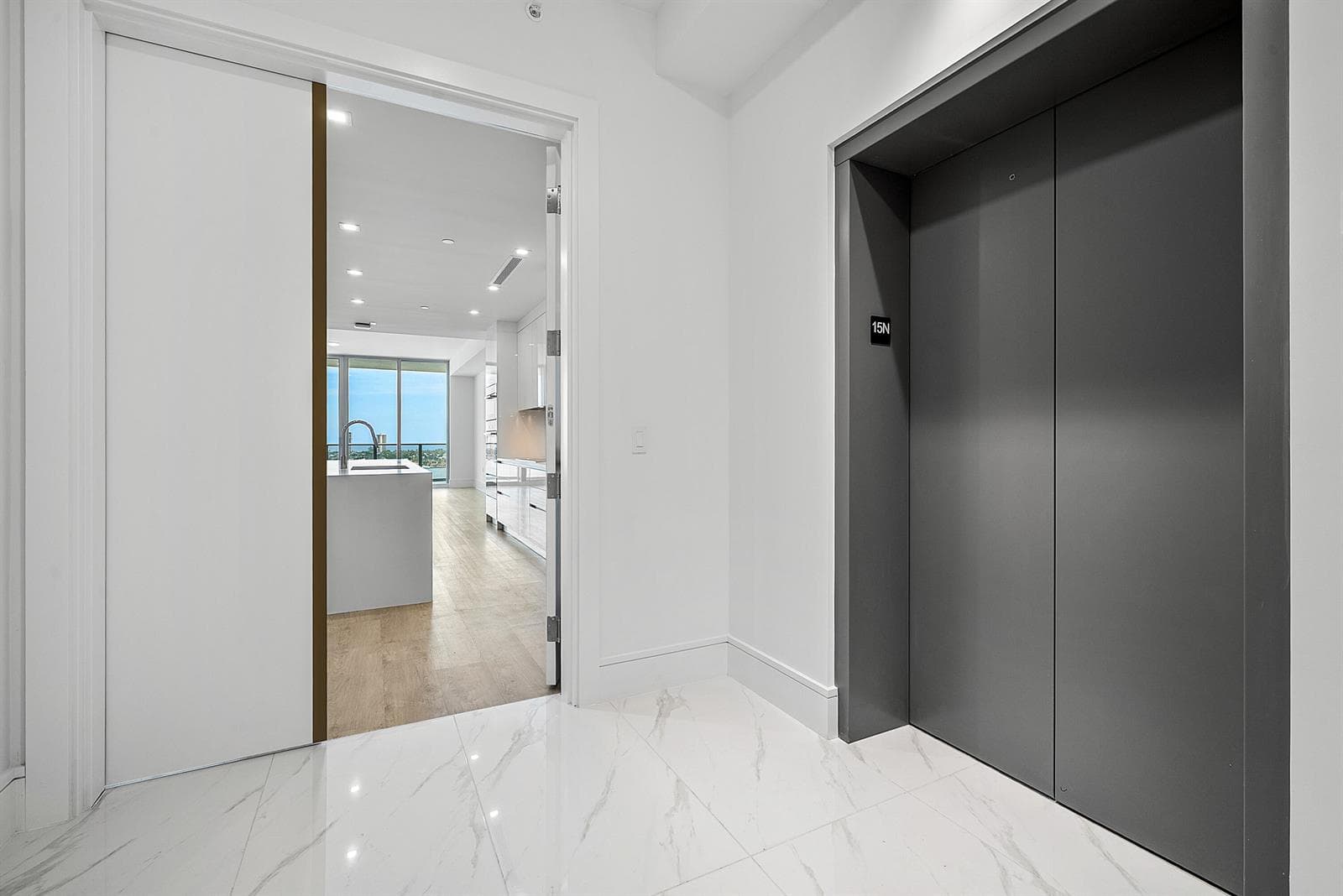 220 Lake Shore Drive 1508 photo 4