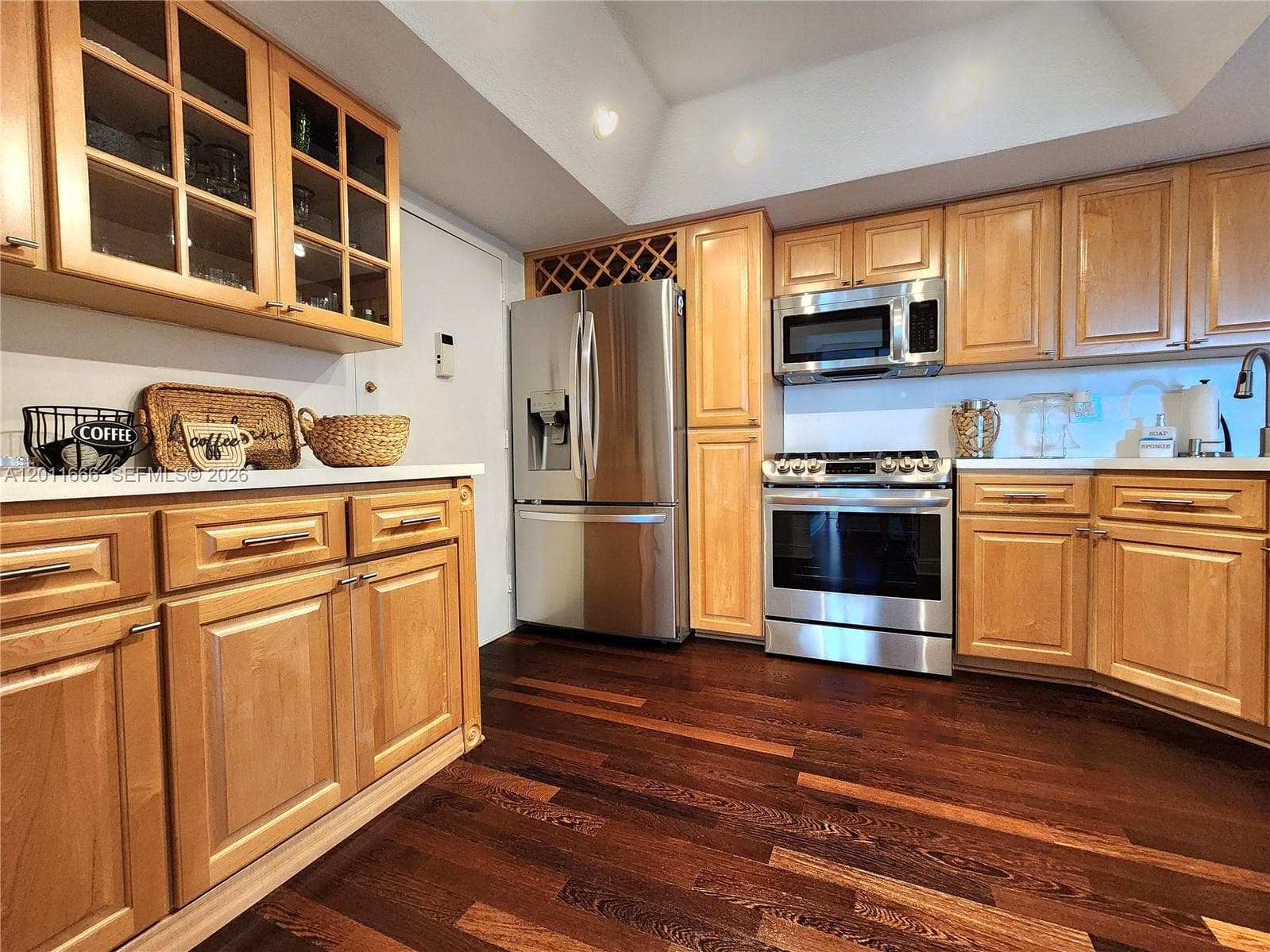 2030 Ocean Dr 1107 photo 11