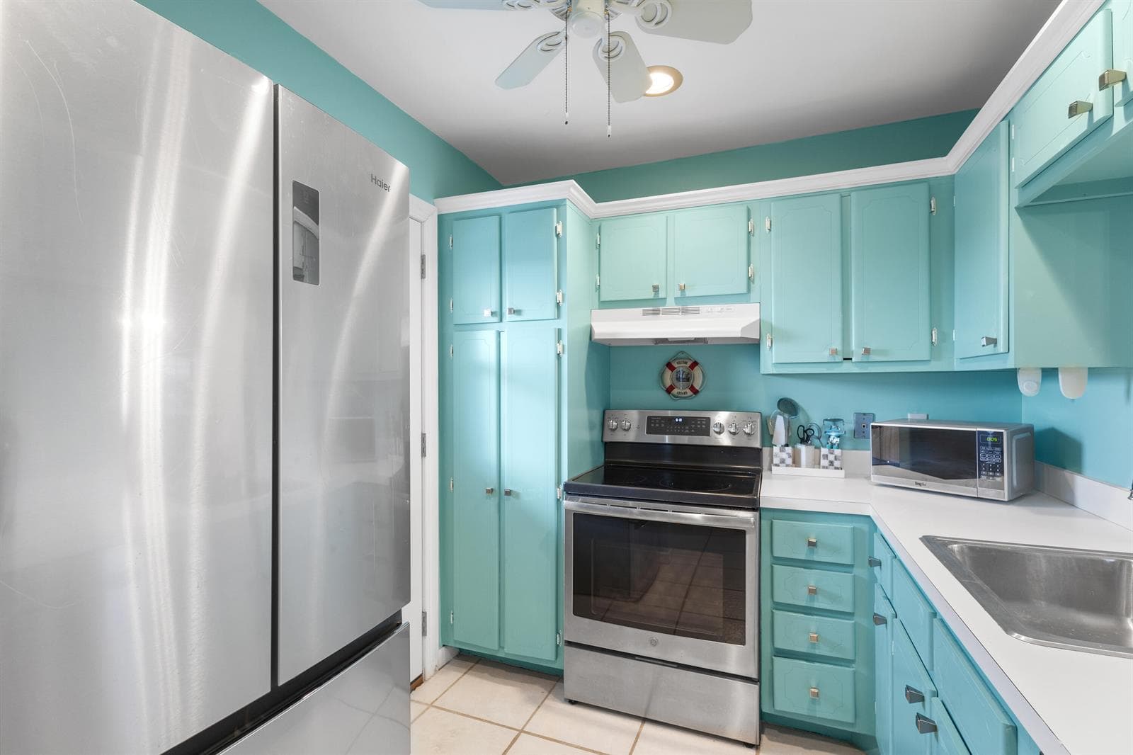 3851 N Ocean Boulevard Unit 404 photo 3