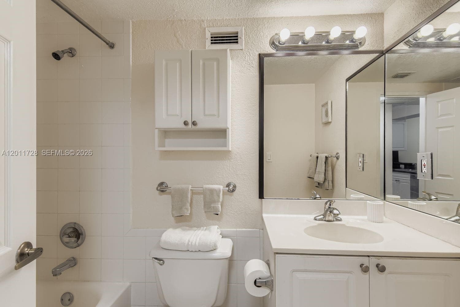 2501 S Ocean Dr 1032 photo 7