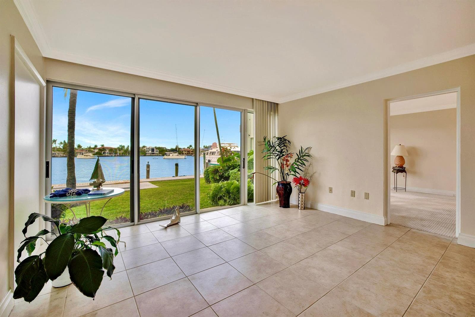 2727 Yacht Club Boulevard 2a photo 24