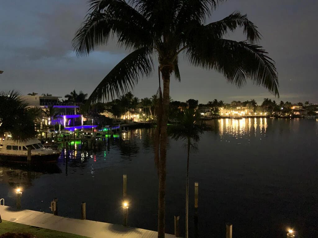 2727 Yacht Club Boulevard 2a photo 18