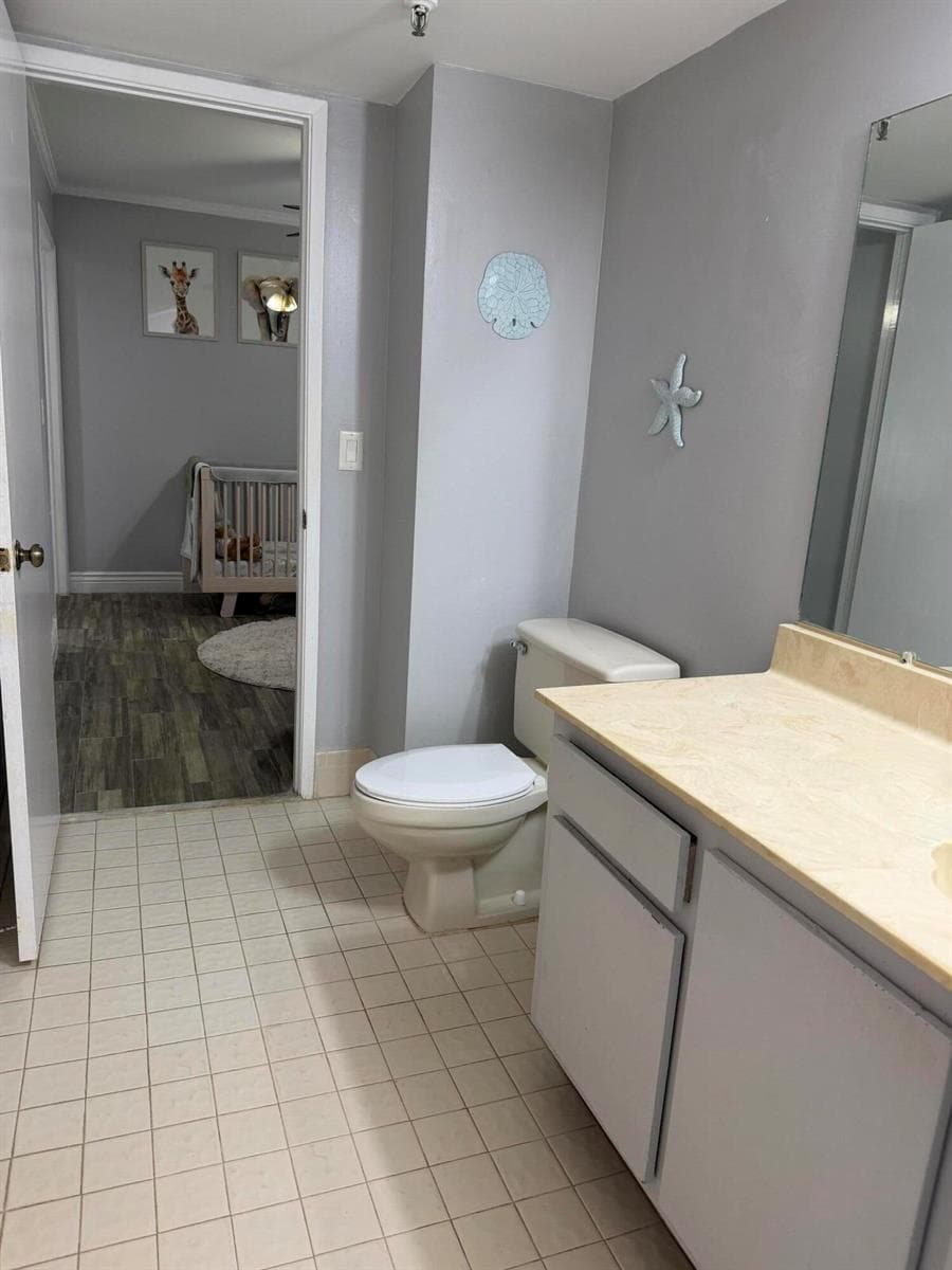 2200 S Cypress Bend Drive 101 photo 24